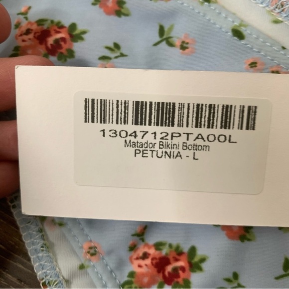 Reformation Womens blue floral Hermosa/ matador petunia bikini set M/L NEW - Picture 5 of 11
